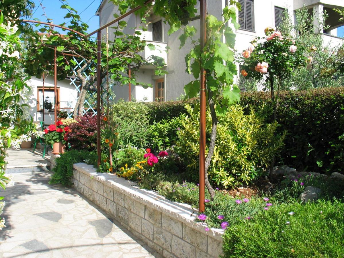 Apartmani Jolly Porec: Blizu Centra I Mora Poreč Exterior foto