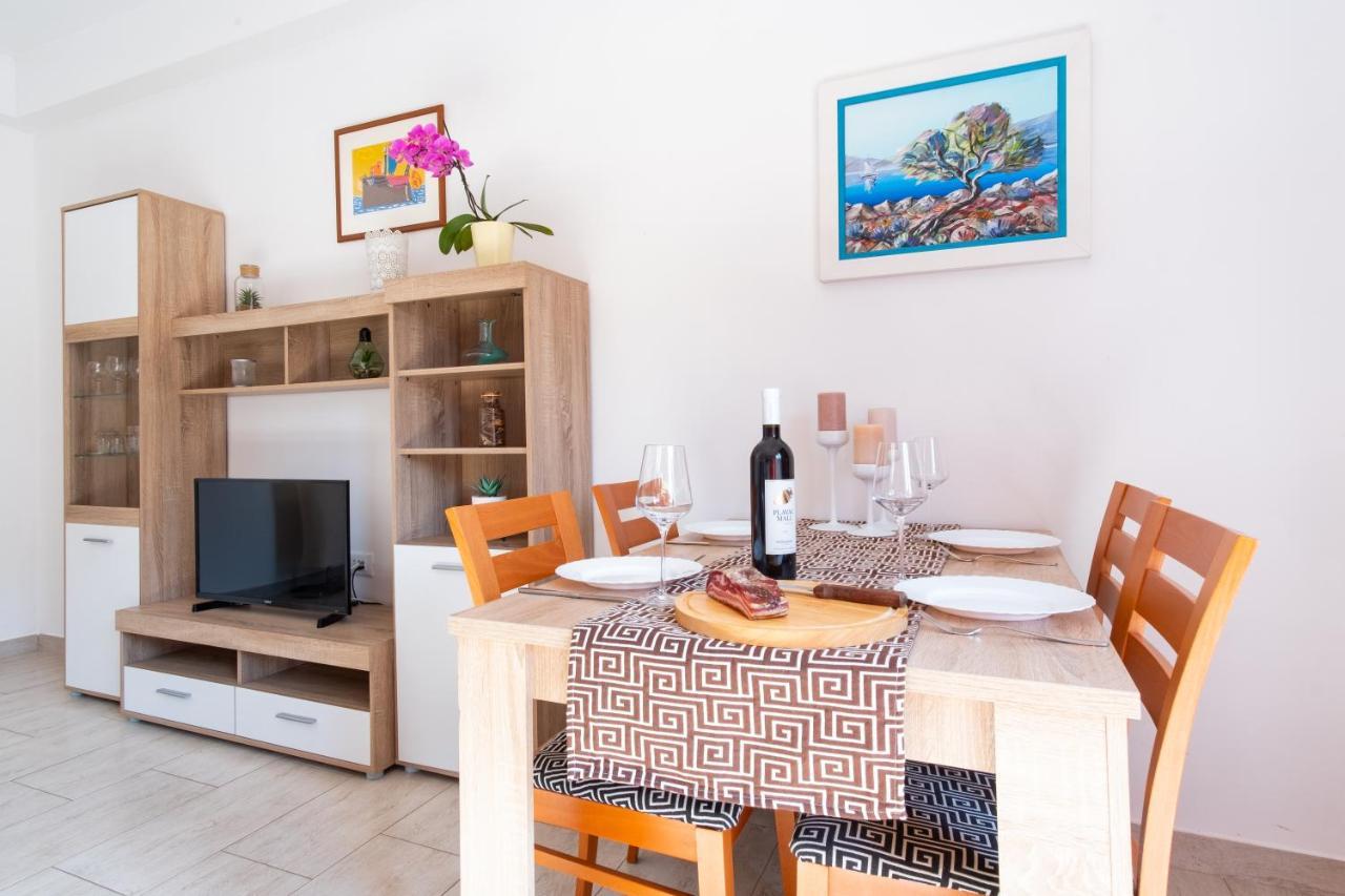 Apartmani Jolly Porec: Blizu Centra I Mora Poreč Exterior foto