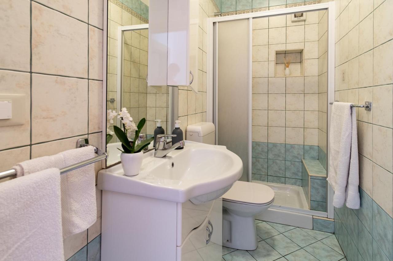 Apartmani Jolly Porec: Blizu Centra I Mora Poreč Exterior foto